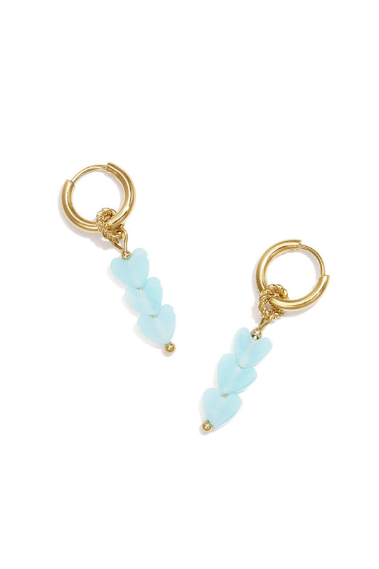 Small hoop earrings with 3 heart-shaped beads