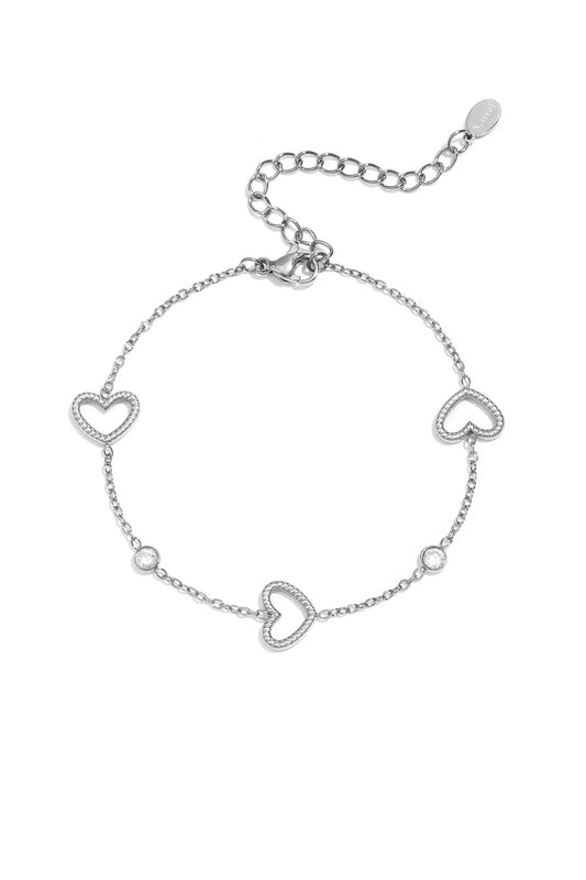 Heart bracelet with alternating stones